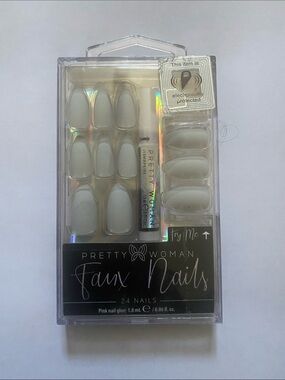 🖤Faux Nails - White 24-Count